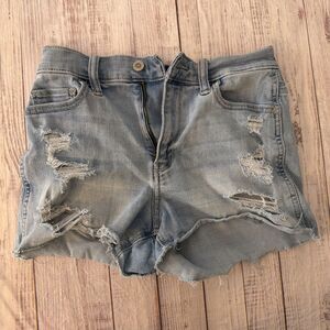 Hollister Women’s High Rise Shorts Stretch Distressed Denim 3” size 27